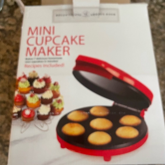 Mini cupcake maker - Picture 16 of 16